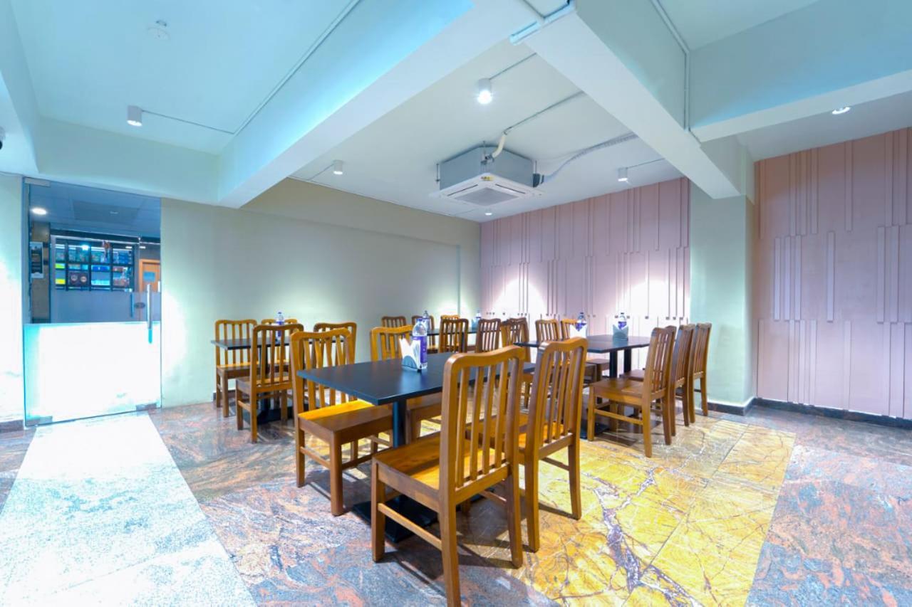 Treebo Park Palace 古瓦哈提 外观 照片